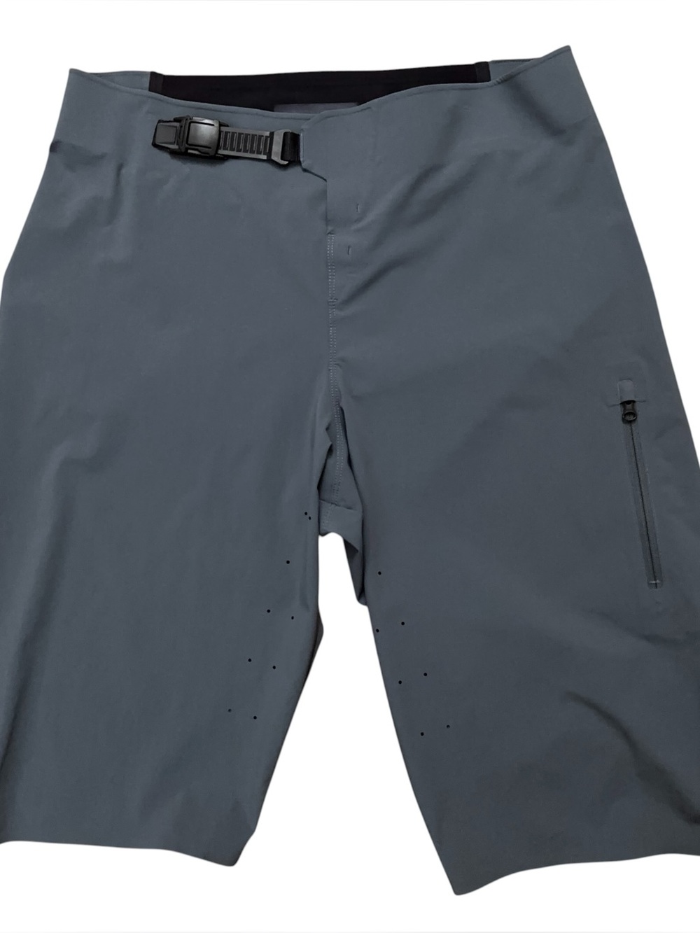 Specialized Trail Air Shorts Mens 30 Belted Relaxed Fit Mountain Biking Gray